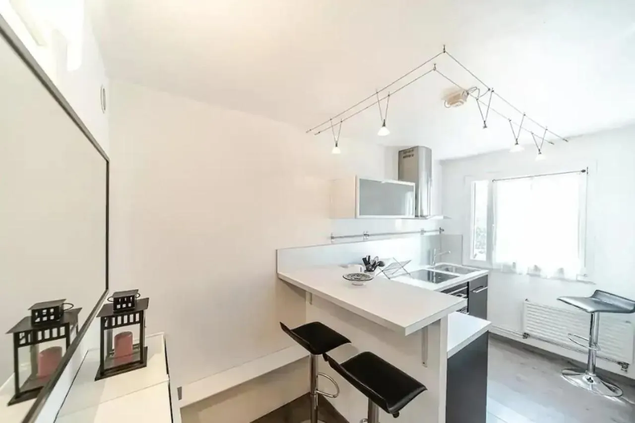 Apartment Nice 34 M Near La Confluence Lyon France